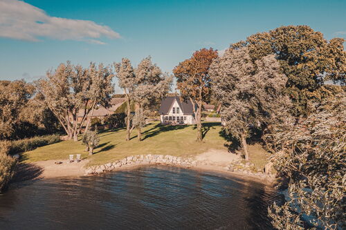 Watermark Usedom - Ferienhaus Woge - Traumhaus direkt am Wasser