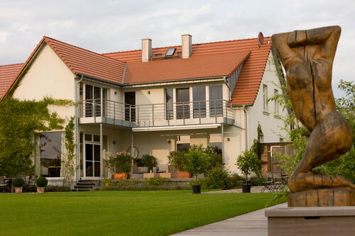 Ferienhaus Peeneblick - Außenansicht/Garten