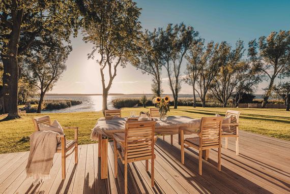 Watermark Usedom - Ferienhaus Welle - Terrasse mit Panorama-Wasserblick