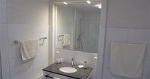 Lerchenhof Reestow Haus Storchennest Appartement 2 - Bad mit Dusche